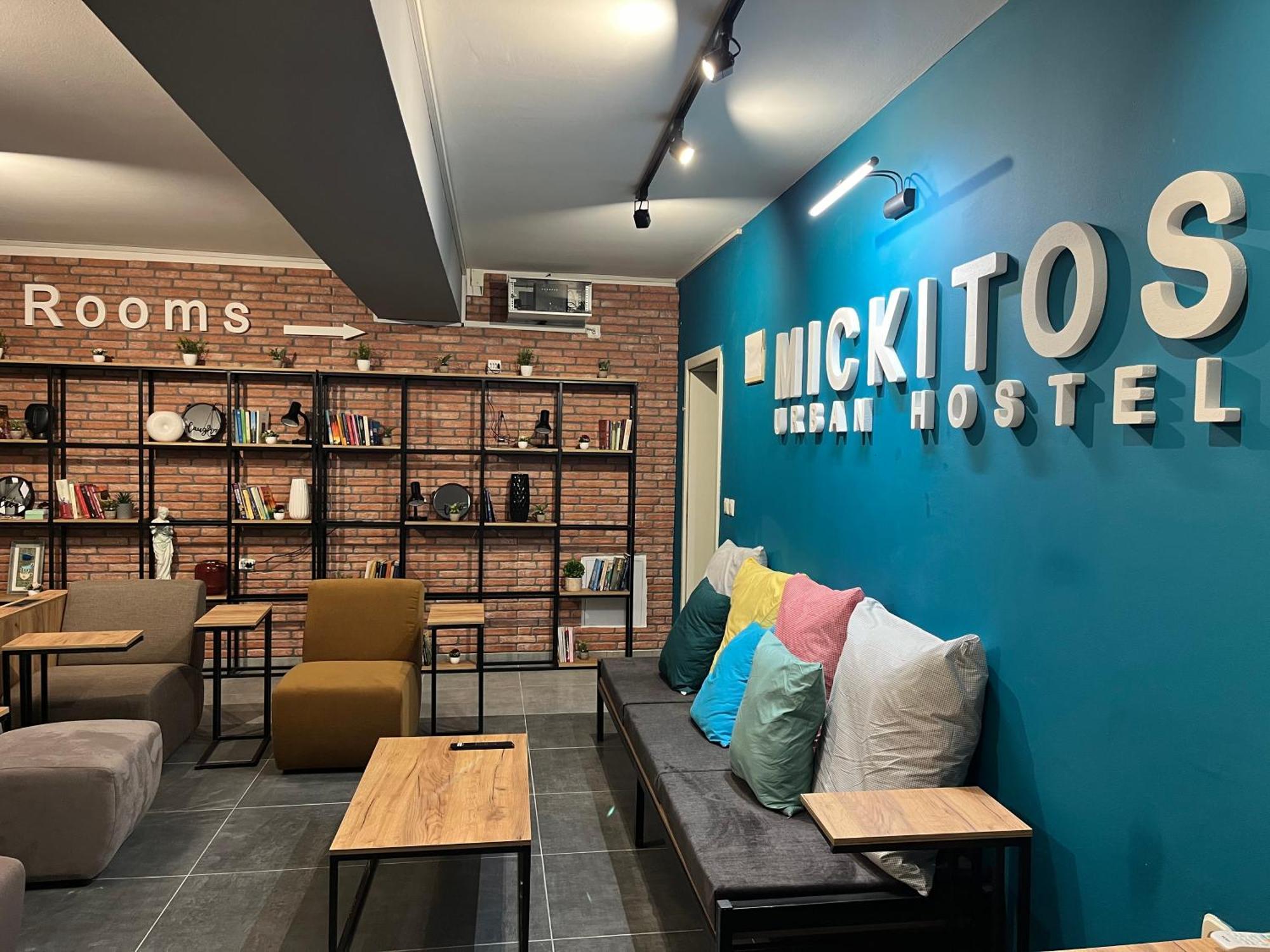 Mickitos Urban Hostel สโกเปีย ภายนอก รูปภาพ